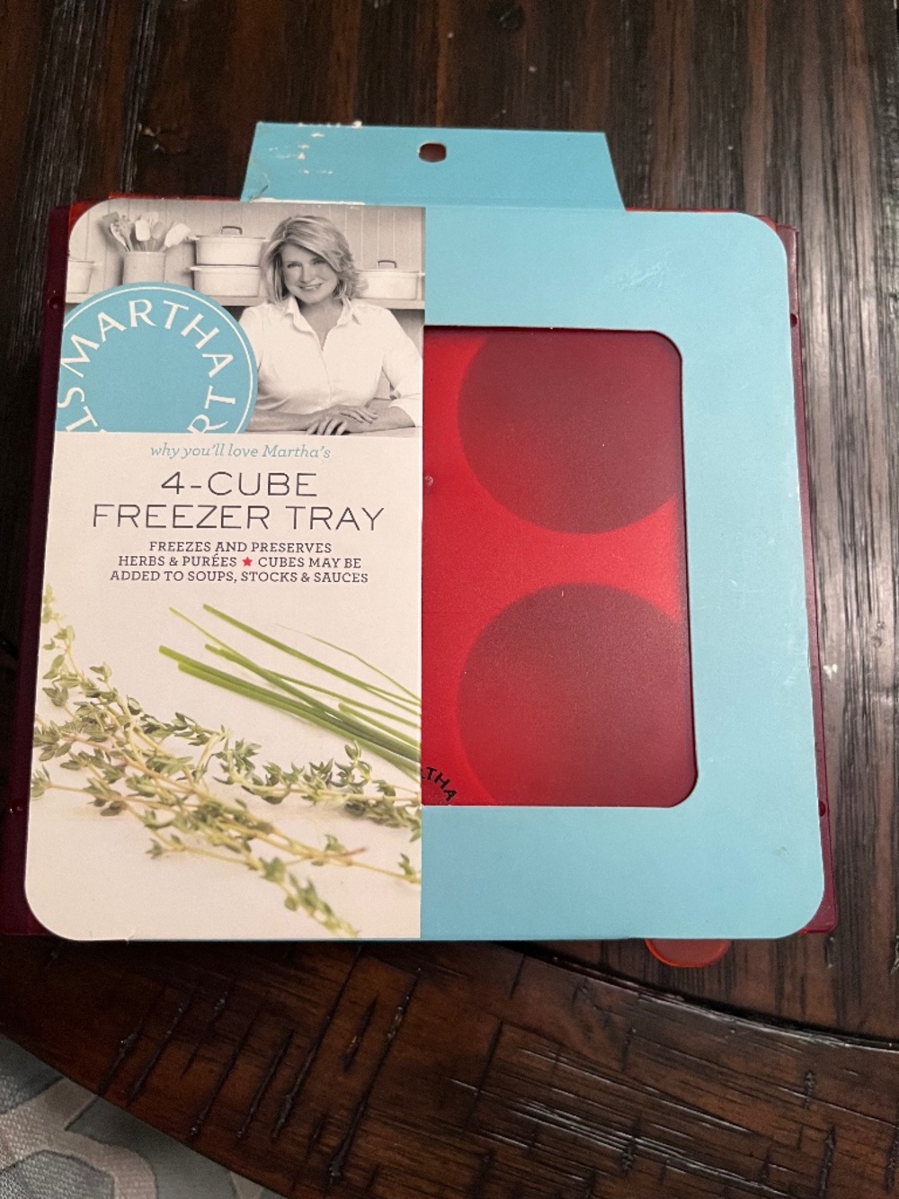 NIB Martha Stewart Everyday 4-Cube Silicone Freezer Tray